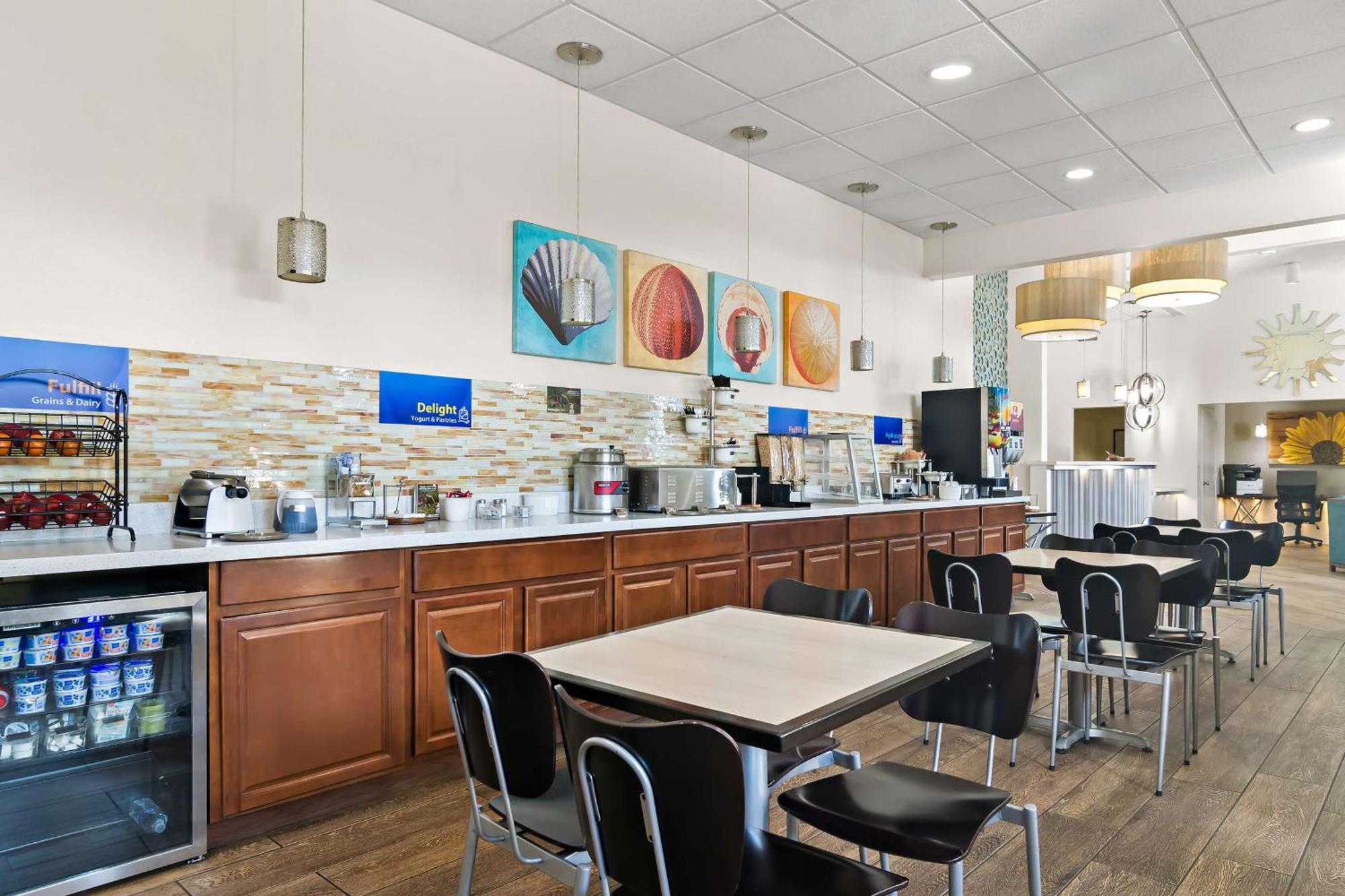 Best Western The Oasis At Джоплин Екстериор снимка